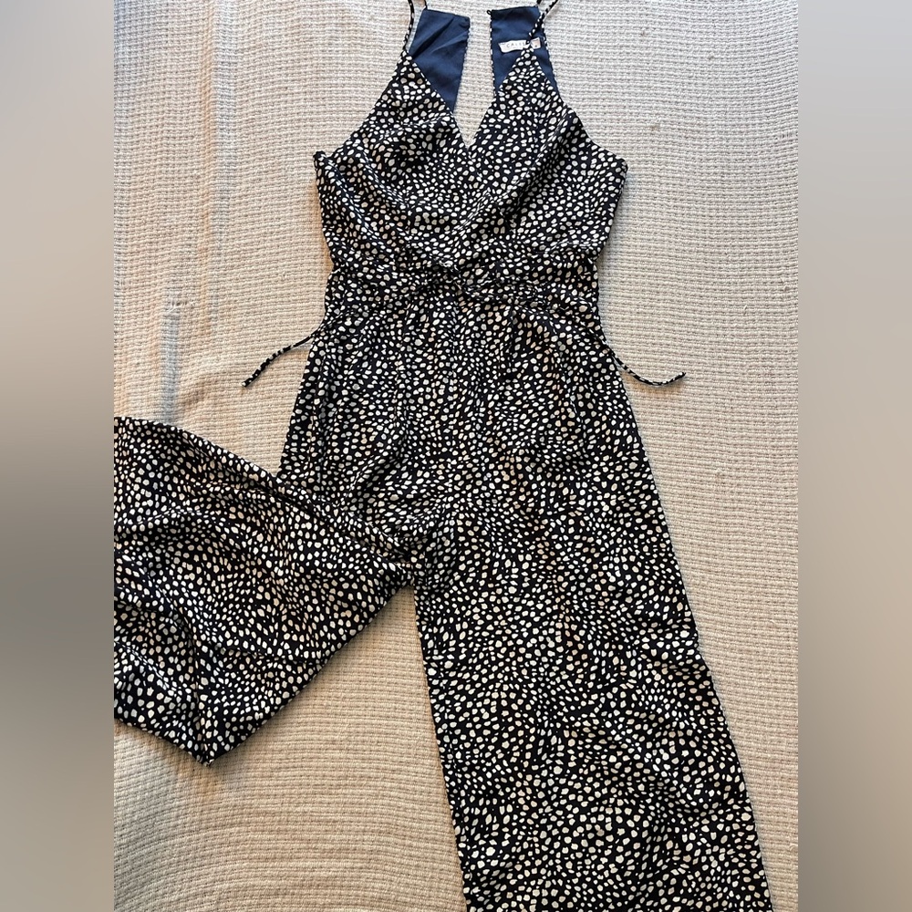 Elegant Navy Blue and White Speckled Jumpsuit